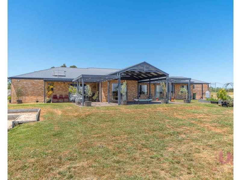 125 McDonalds Drain Road, Koo Wee Rup VIC 3981