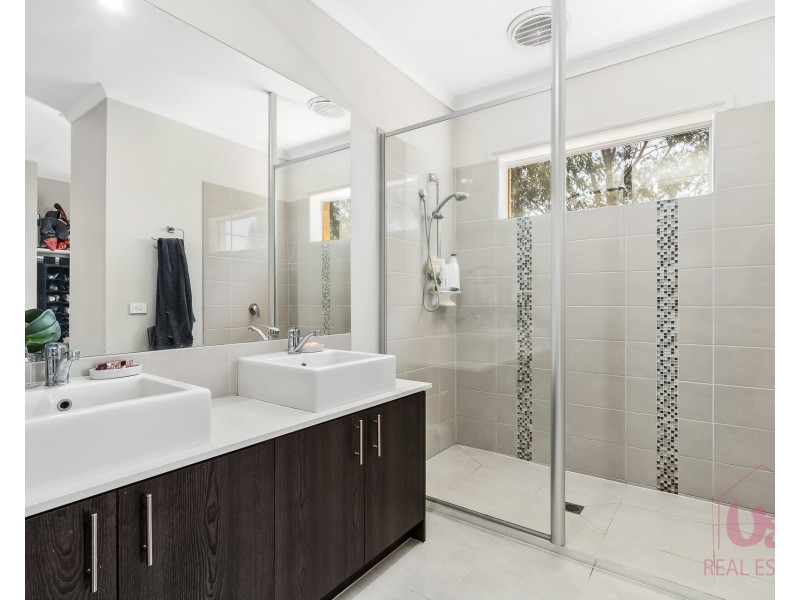 125 McDonalds Drain Road, Koo Wee Rup VIC 3981