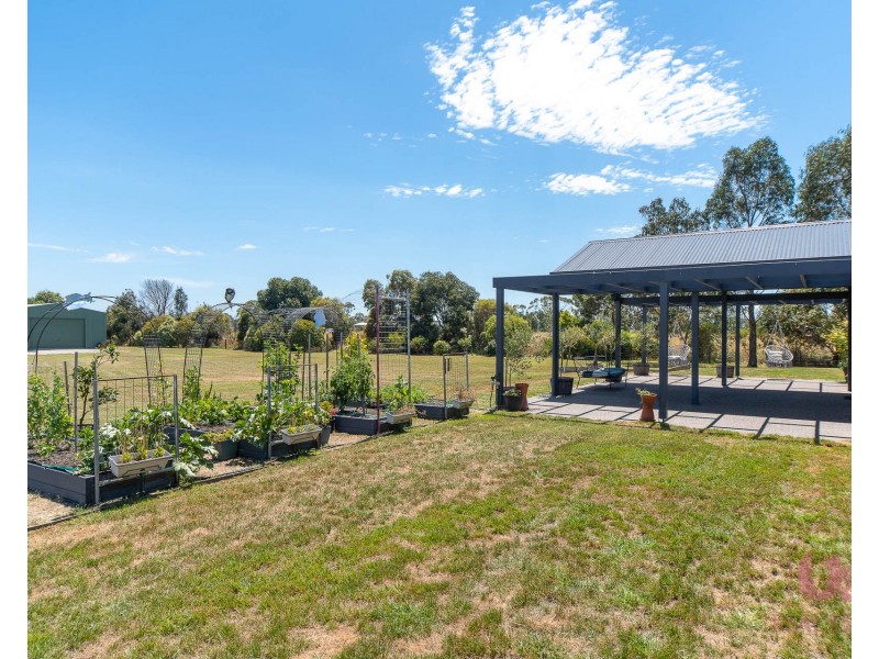 125 McDonalds Drain Road, Koo Wee Rup VIC 3981