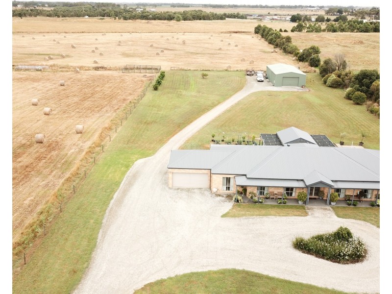 125 McDonalds Drain Road, Koo Wee Rup VIC 3981