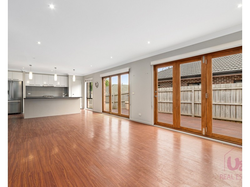 22 Triumph Way, Skye VIC 3977