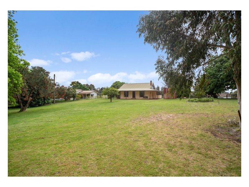 222 Warrandyte Road, Langwarrin VIC 3910