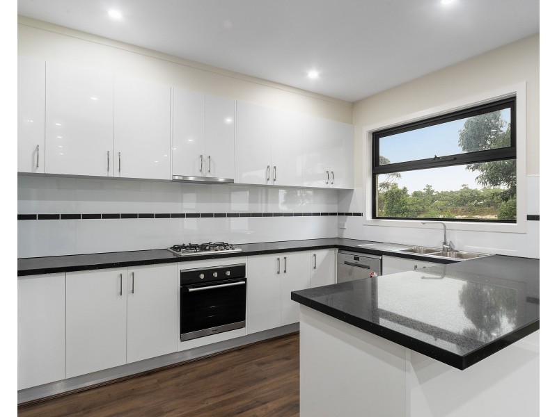 2/26 Caley Street, Frankston North VIC 3200