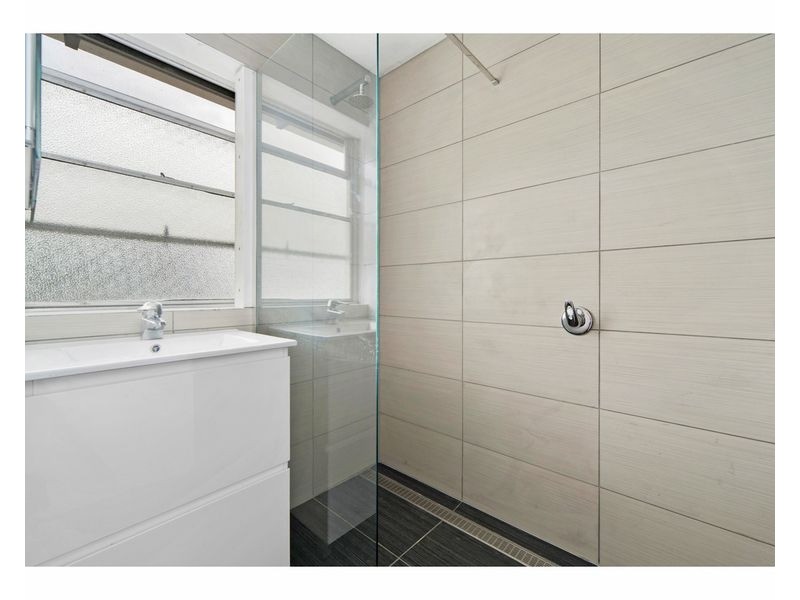16 Hickory Crescent, Frankston North VIC 3200