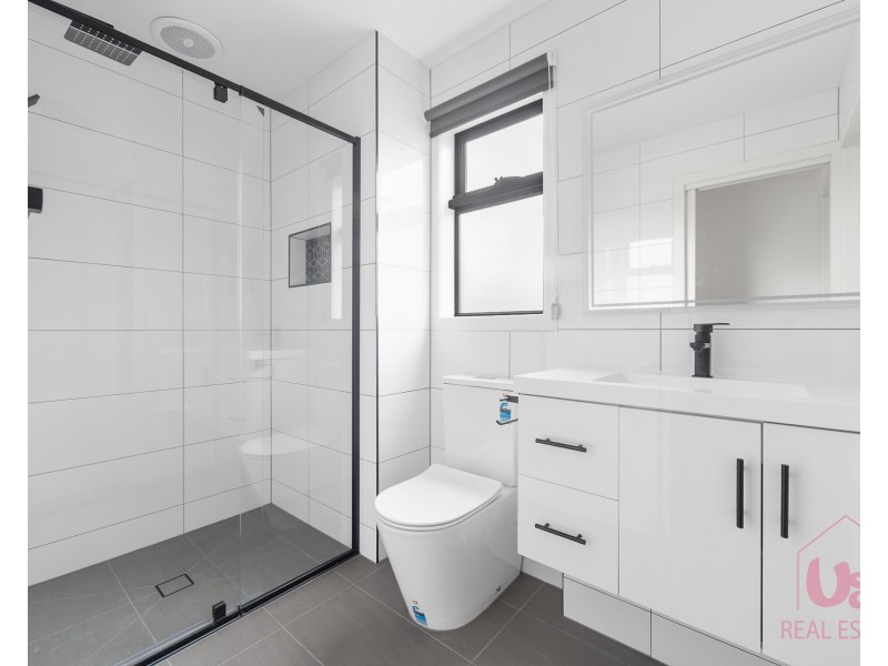 2/3 Gladwyn Avenue, Frankston VIC 3199