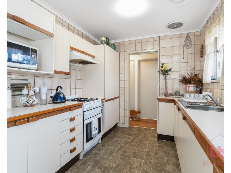 1/16 Stirling Street, Ferntree Gully VIC 3156