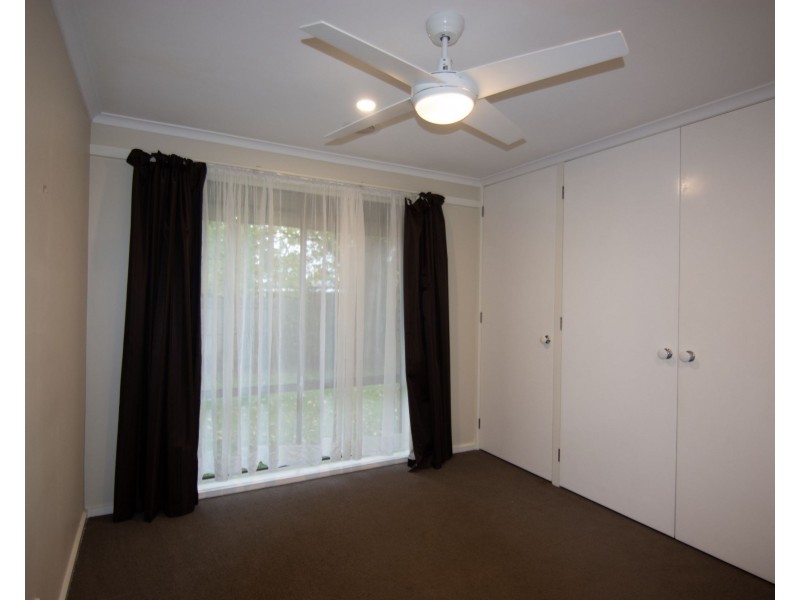 4 Elinga Court, Frankston VIC 3199
