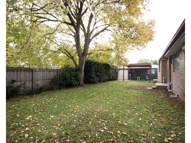 4 Elinga Court, Frankston VIC 3199