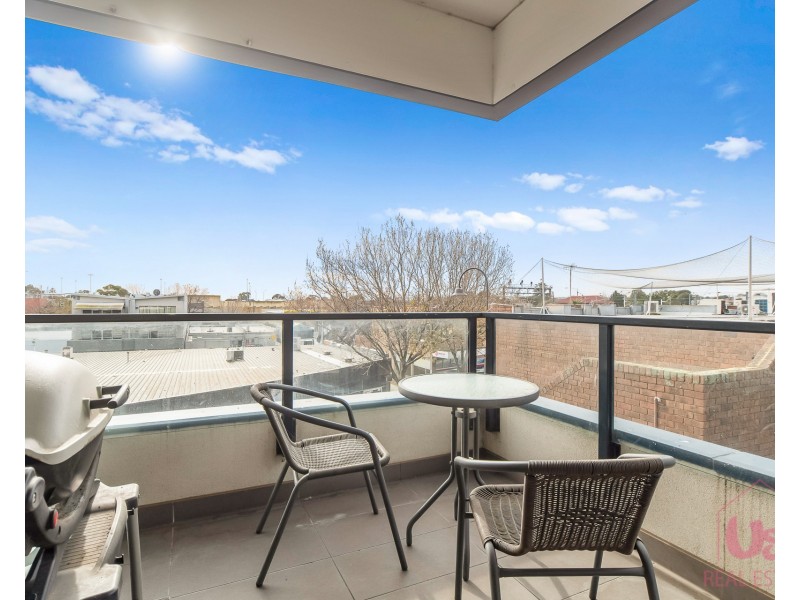 204/16 Clyde Street Mall, Frankston VIC 3199