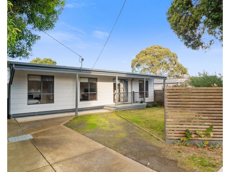 1/20 Long Street, Langwarrin VIC 3910