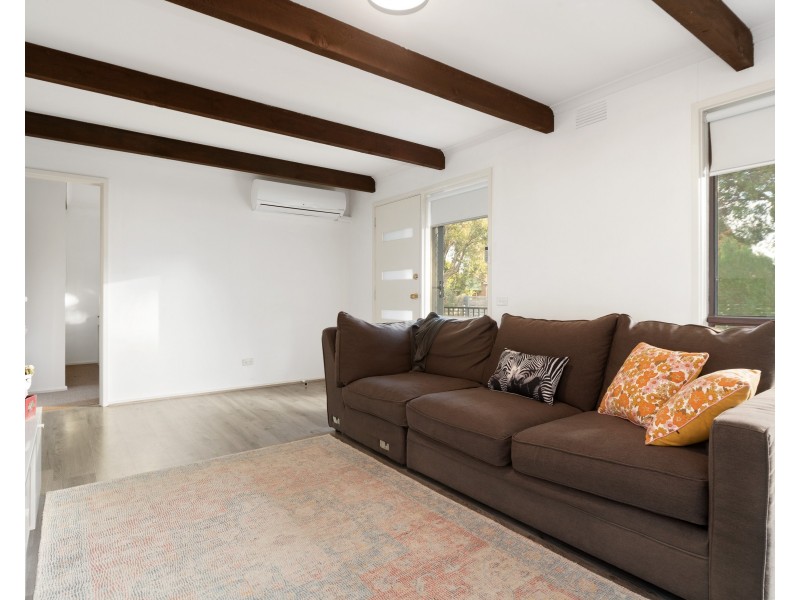 1/20 Long Street, Langwarrin VIC 3910