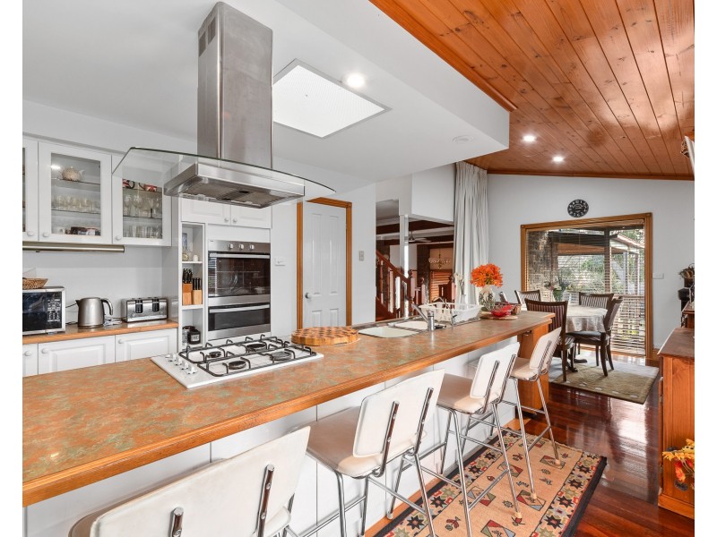 5 Ash Grove South, Langwarrin VIC 3910