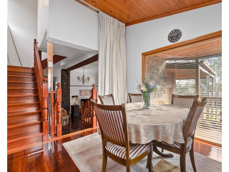 5 Ash Grove South, Langwarrin VIC 3910