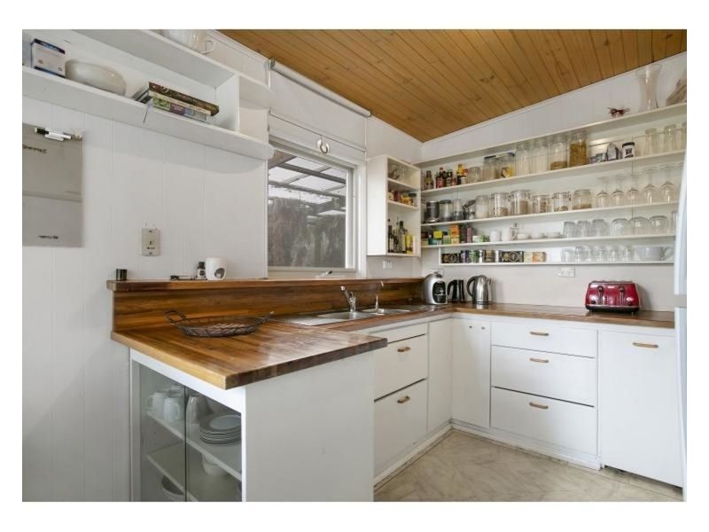 28 Kareela Road, Frankston VIC 3199