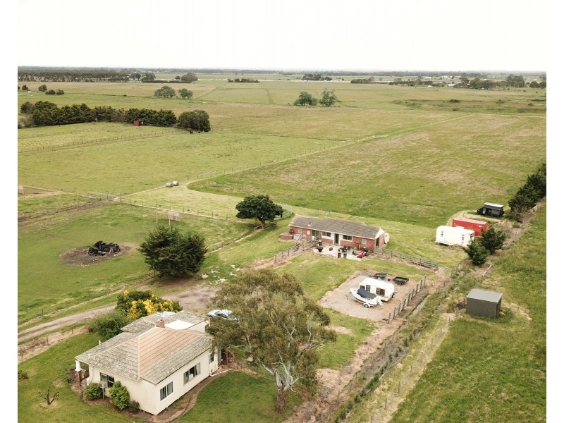 255 McDonalds Drain Road, Koo Wee Rup VIC 3981