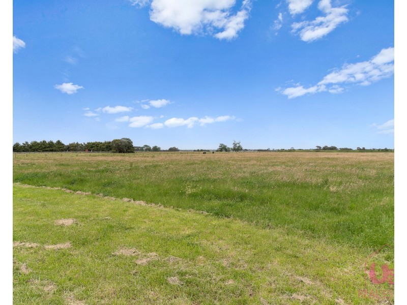 255 McDonalds Drain Road, Koo Wee Rup VIC 3981