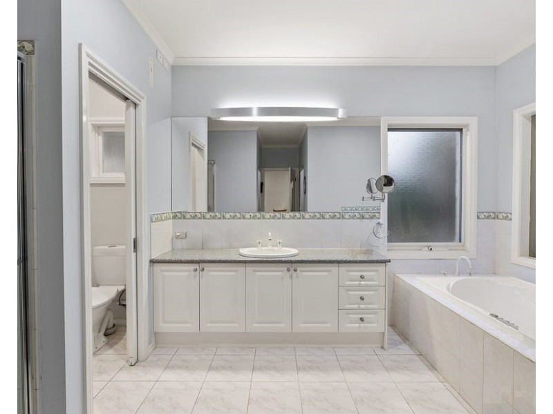 191 Berwick-Cranbourne Road, Cranbourne East VIC 3977