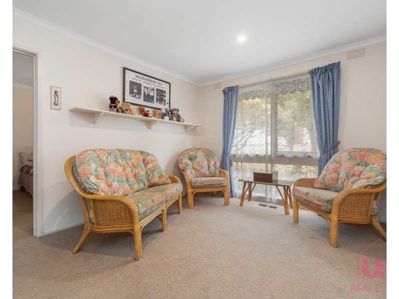 4 Wes Crescent, Ferntree Gully VIC 3156