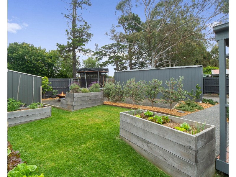 70 Pembroke Drive, Somerville VIC 3912