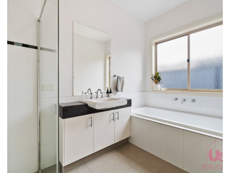 30 Red Wattlebird Crescent, Langwarrin VIC 3910