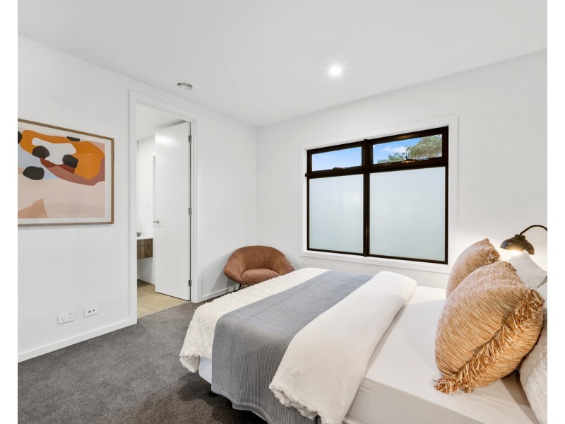 27 Pindari Crescent, Langwarrin VIC 3910