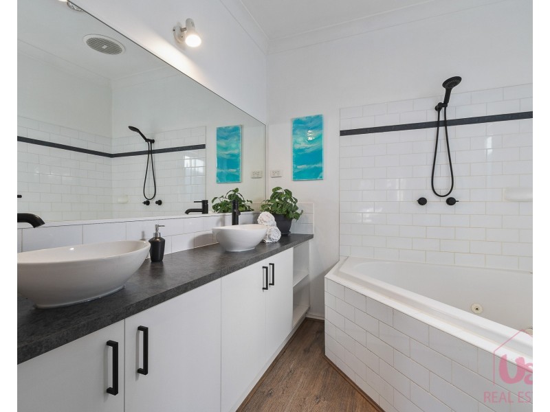 23 Grady Court, Frankston South VIC 3199