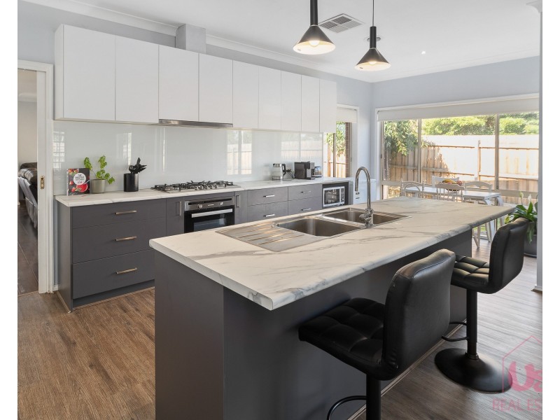 23 Grady Court, Frankston South VIC 3199