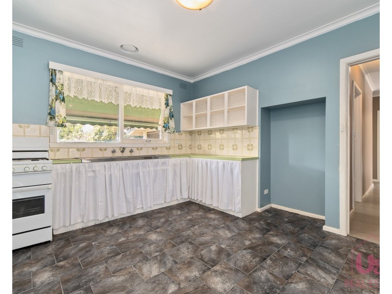34 Warrain Street, Frankston VIC 3199