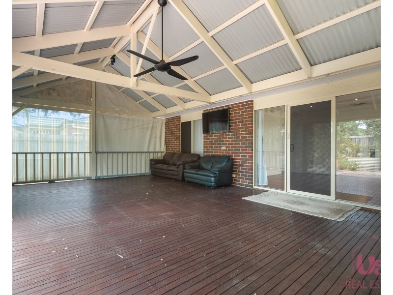 8 Marlo Place, Frankston VIC 3199