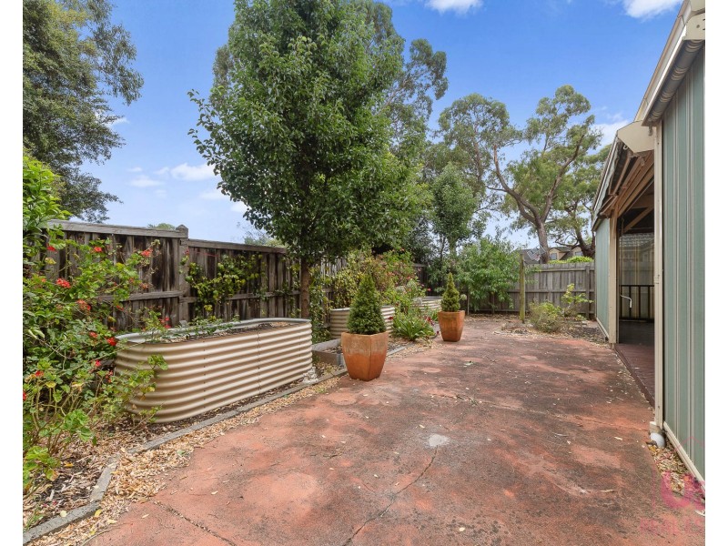 8 Marlo Place, Frankston VIC 3199