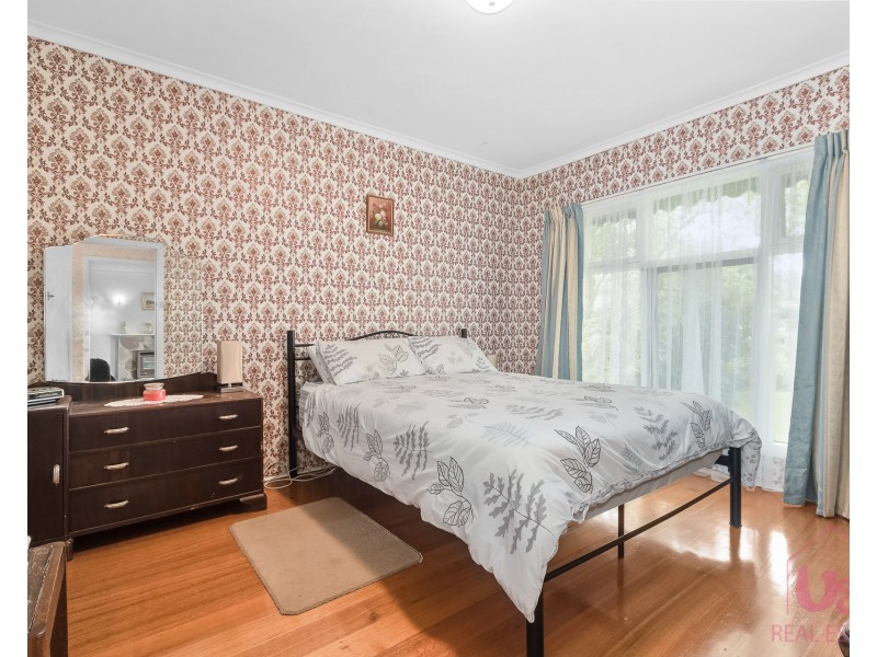 11 Lyon Street, Rosebud VIC 3939