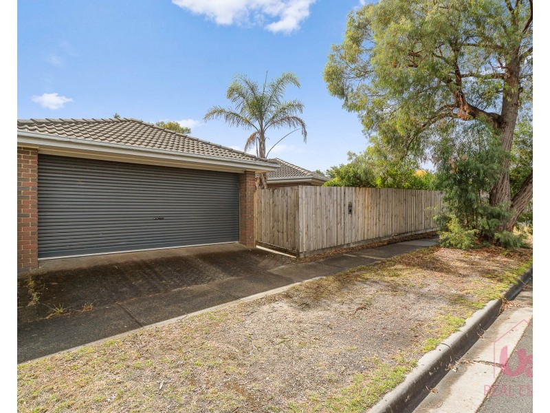 29 Bokissa Drive, Frankston VIC 3199