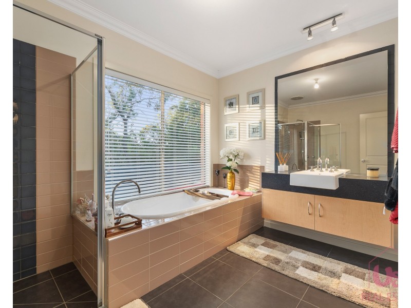 33 Kingston Road, Langwarrin VIC 3910