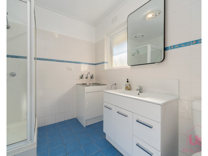 6/2 Bruarong Crescent, Frankston South VIC 3199