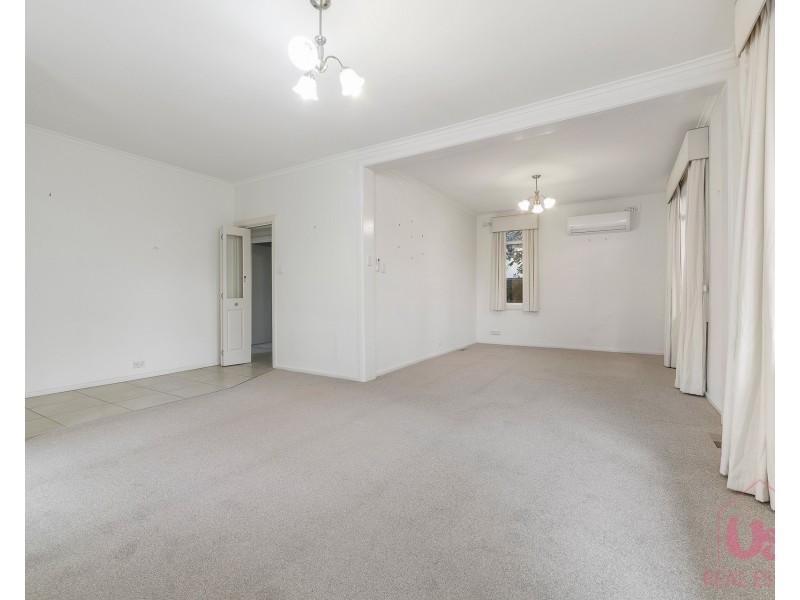 4 Frome Avenue, Frankston VIC 3199