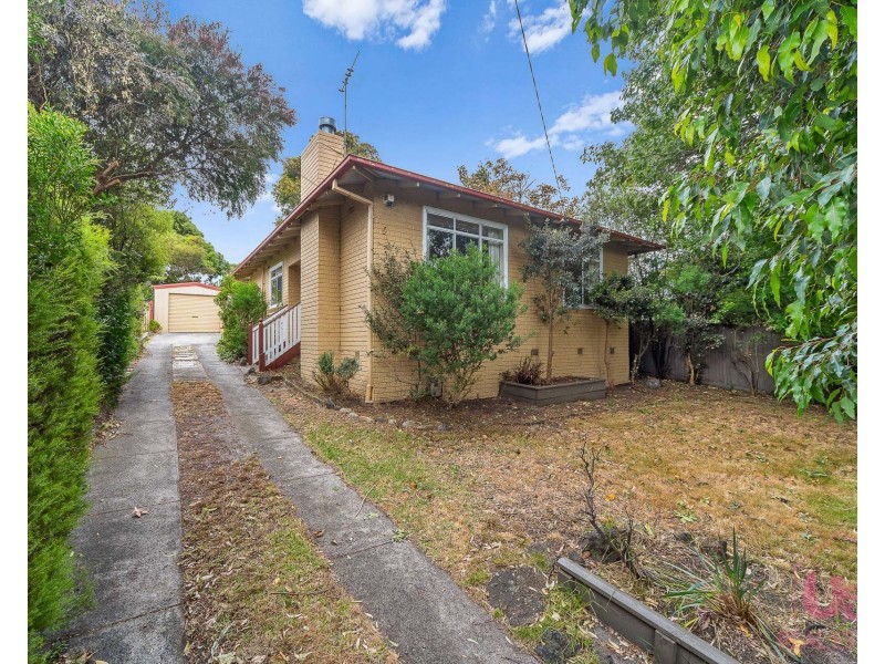 4 Frome Avenue, Frankston VIC 3199