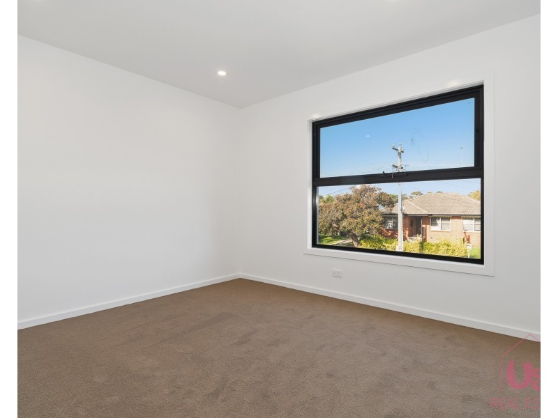 1/13 Windoo Street, Frankston North VIC 3200