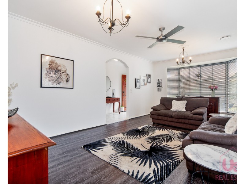 8 Better Boy Court, Skye VIC 3977