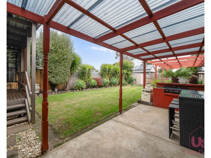 8 Better Boy Court, Skye VIC 3977