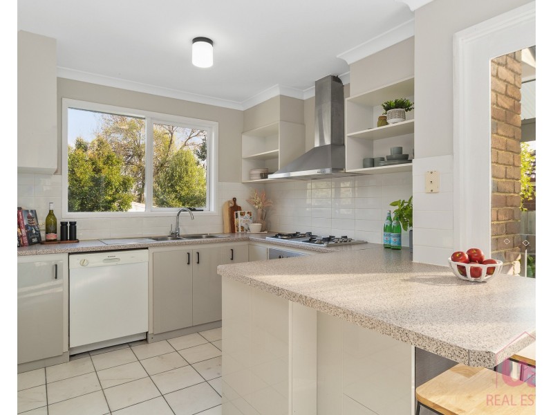 10 Cameron Court, Somerville VIC 3912