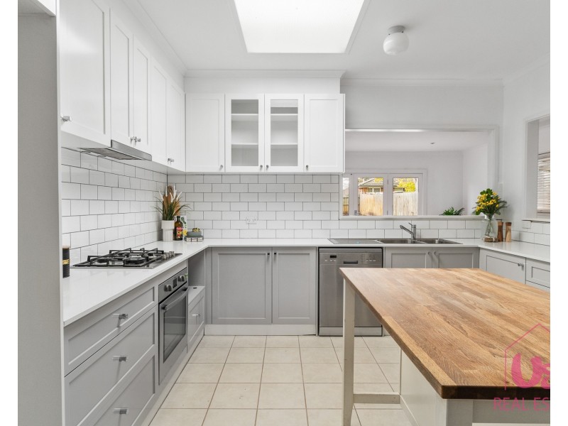 8 Leonard Street, Frankston VIC 3199