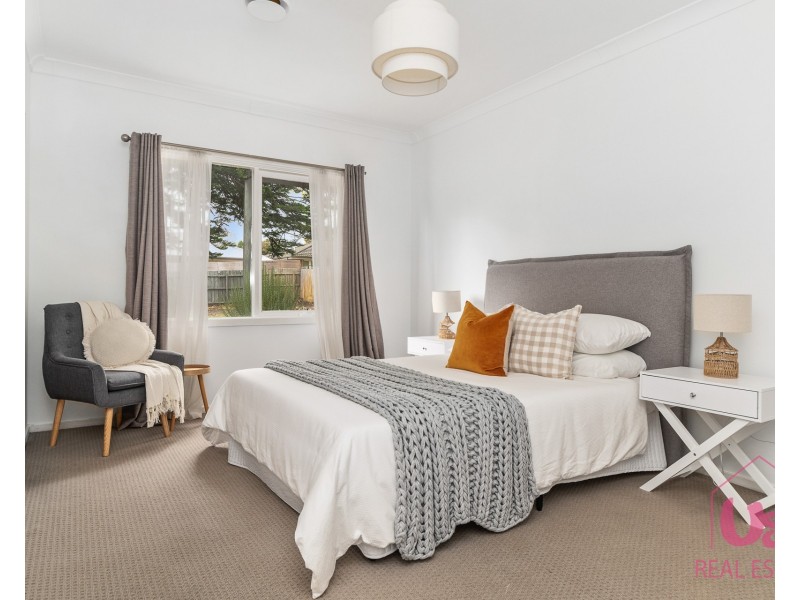 8 Leonard Street, Frankston VIC 3199