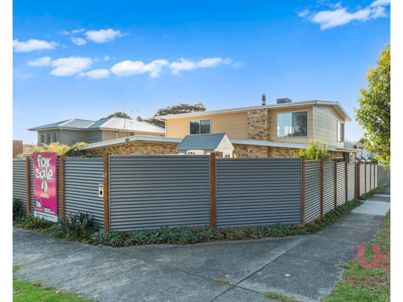 37 Summit Road, Frankston VIC 3199