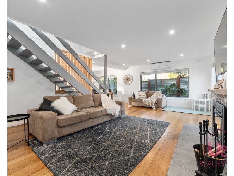37 Summit Road, Frankston VIC 3199