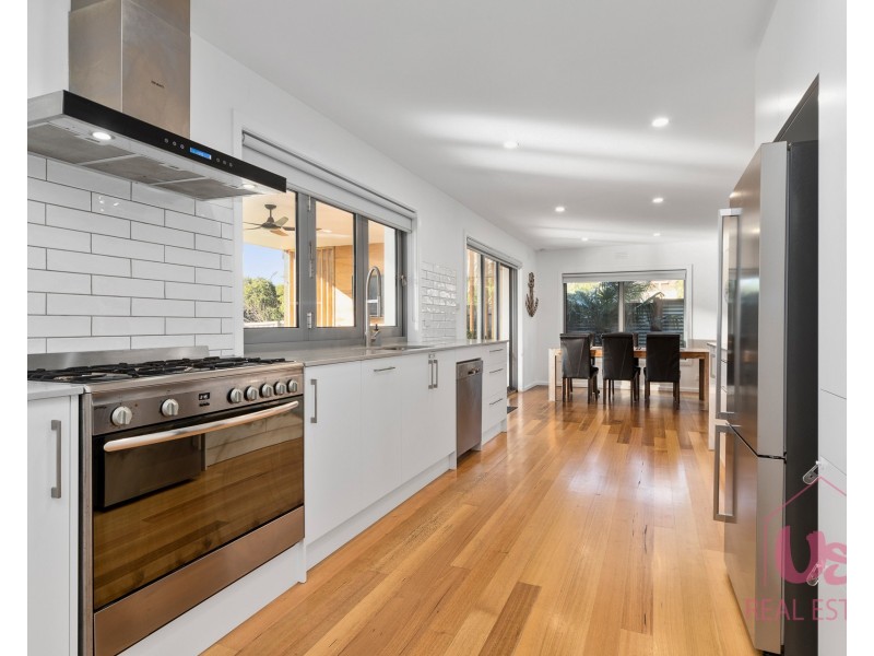 37 Summit Road, Frankston VIC 3199