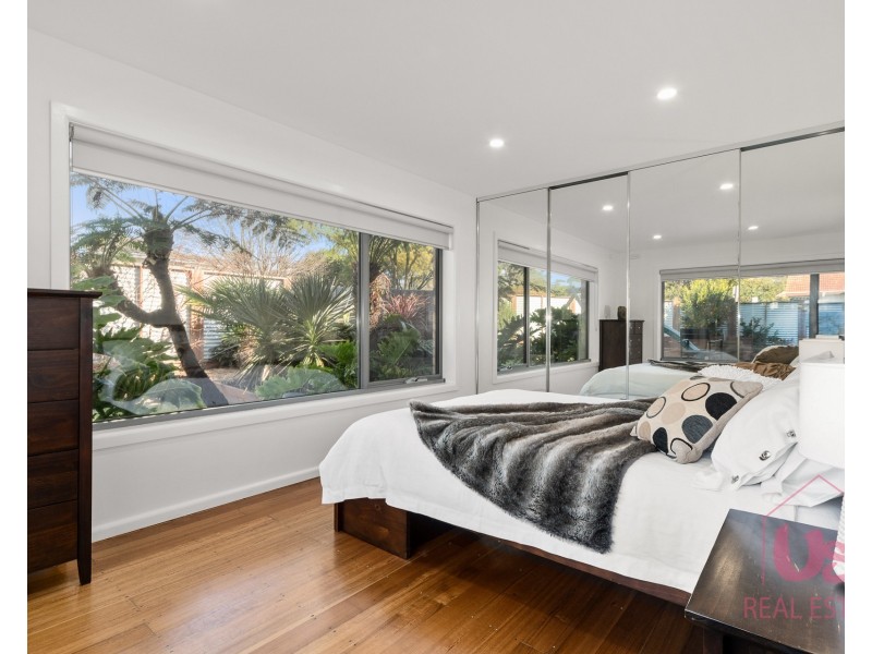 37 Summit Road, Frankston VIC 3199
