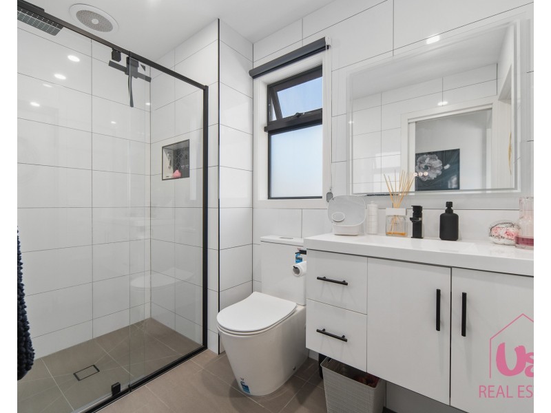 2/3 Gladwyn Avenue, Frankston VIC 3199