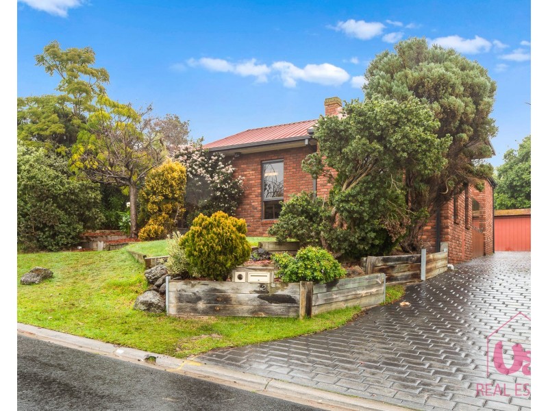 12 Chantilly Court, Frankston VIC 3199