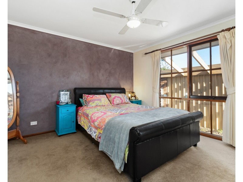 2 Invermay Court, Frankston VIC 3199