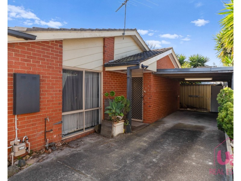 2/24 Rowellyn Avenue, Carrum Downs VIC 3201
